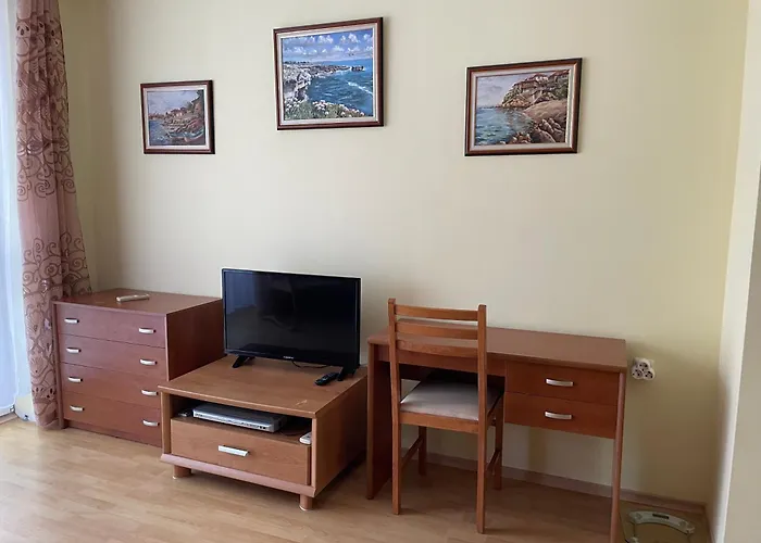Amartman Primo U - Elenite Apartament *
