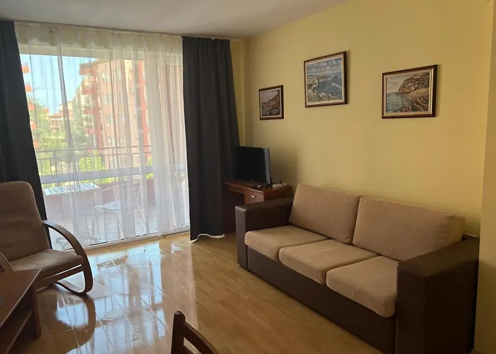 Amartman Primo U - Elenite Apartament Święty Włas