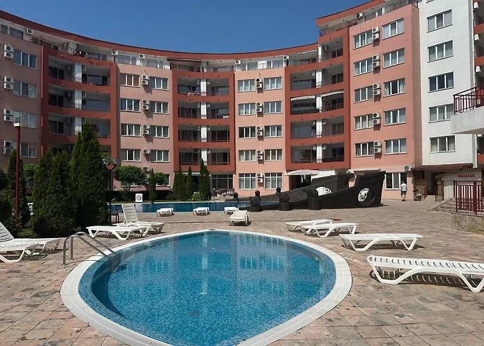 Amartman Primo U - Elenite Lejlighed